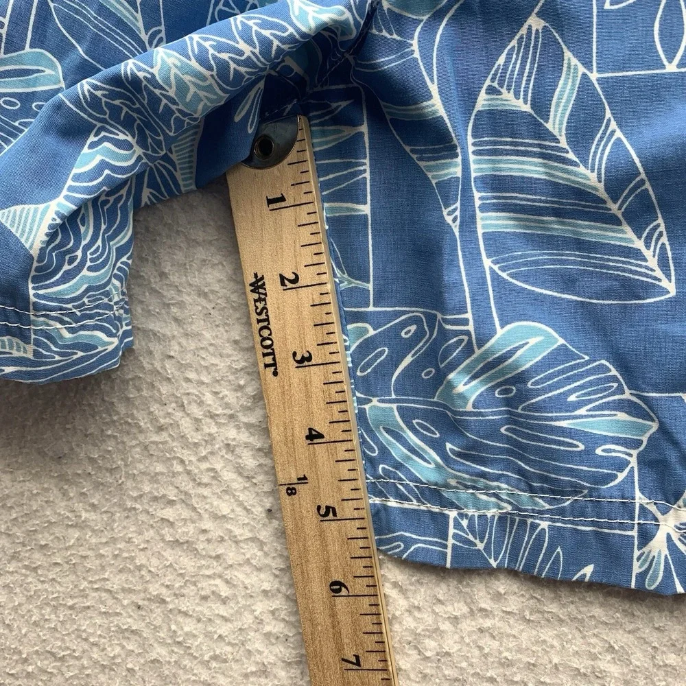 Tori Richard Swim Shorts Mens Medium Blue Hawaiian Tiki Lined Bathing Suit Flaws